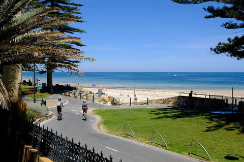The Grand Ocean Apartment - Hotels Melbourne 11