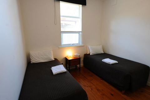 Glenelg Holiday Apartments-Ellis - Hotels Melbourne 9