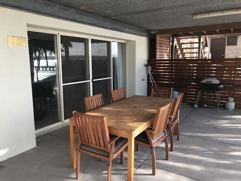 Beachside & Jetty View Apartment 6 - Captain\'s Apt - Hotels Melbourne 38