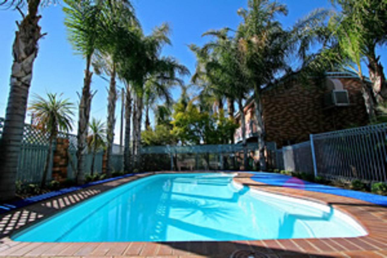 Dubbo NSW Hotels Melbourne