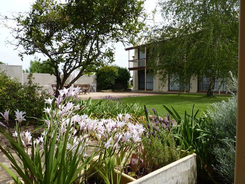 Coonawarra Motor Lodge - Hotels Melbourne 0