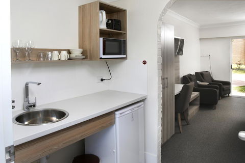 Aston Motel Yamba - Hotels Melbourne 35