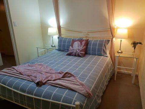 Donnybrook Cottages - Hutt River - Hotels Melbourne 1