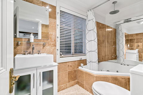 Aldgate Creek Cottage Bed And Breakfast - Hotels Melbourne 12