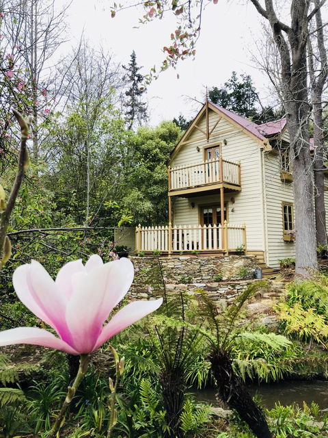 Aldgate Creek Cottage Bed And Breakfast - Hotels Melbourne 6