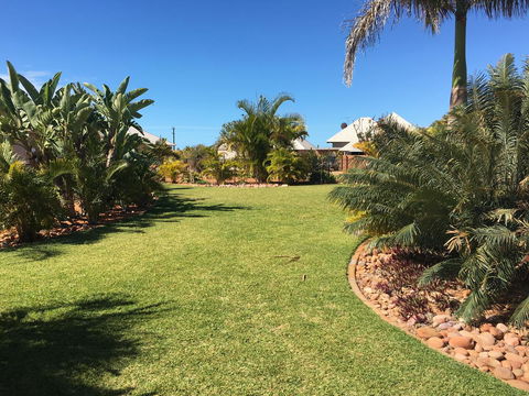 Escape 2 Exmouth - Hotels Melbourne 4