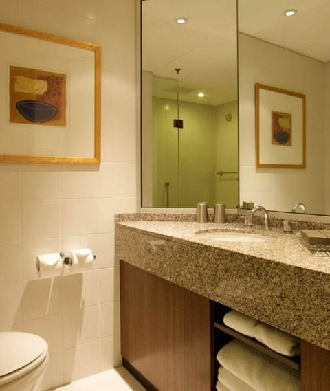 Residence On Langley Park - Hotels Melbourne 3