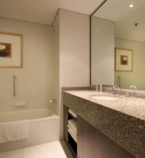 Residence On Langley Park - Hotels Melbourne 4