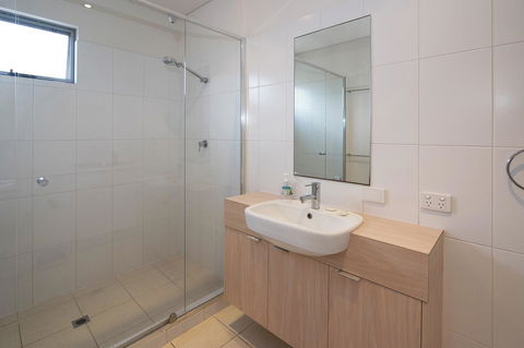 Pegasus - Hotels Melbourne 5