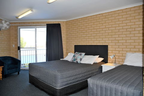 Kalbarri Seafront Villas - Hotels Melbourne 11