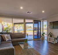 Starboard Views Kalbarri - River Front Apartment - Hotels Melbourne