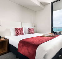 Ramada by Wyndham VetroBlu Scarborough Beach - Hotels Melbourne