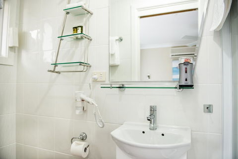 Nelson Bay Bed & Breakfast - Hotels Melbourne 25