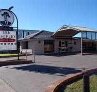 Ben Chifley Motor Inn - Hotels Melbourne