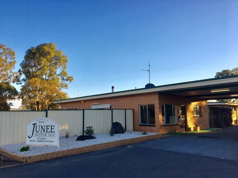 Junee Motor Inn - Hotels Melbourne 12