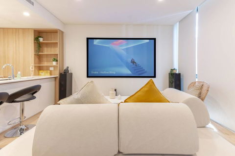 Japanese Style Waterfront Apt Wt Rooftop Pool - Hotels Melbourne 24
