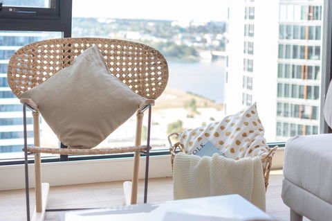 Japanese Style Waterfront Apt Wt Rooftop Pool - Hotels Melbourne 3