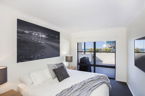 Beachfront 2 - Hotels Melbourne 12