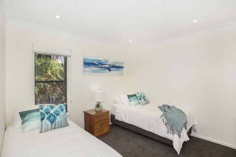 Beachfront 2 - Hotels Melbourne 15