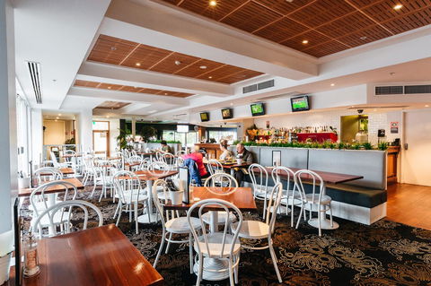 Coniston Hotel Wollongong - Hotels Melbourne 11
