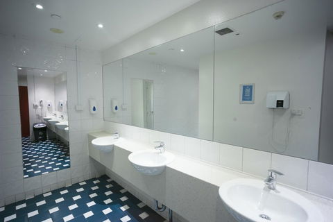 YHA Sydney Central - Hotels Melbourne 11