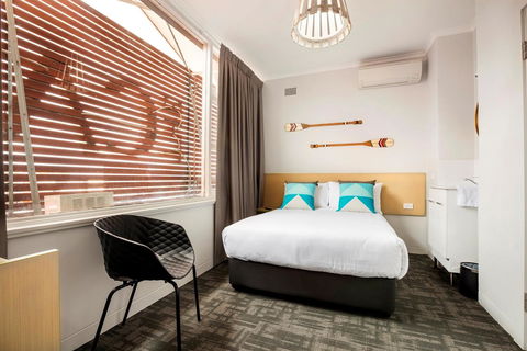 Nightcap At Caringbah Hotel - Hotels Melbourne 1