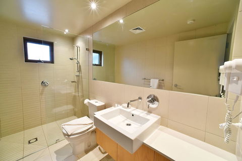 Snowstream 4 - Hotels Melbourne 8