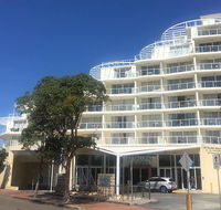 Ettalong Beach Premium Waterview Apartments - Hotels Melbourne