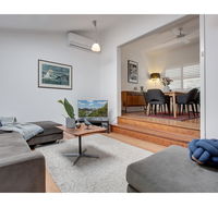 Spacious cottage with views 10 mins from the city - Hotels Melbourne