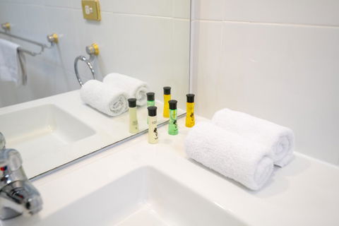 Castle Serviced Apartments - Hotels Melbourne 25