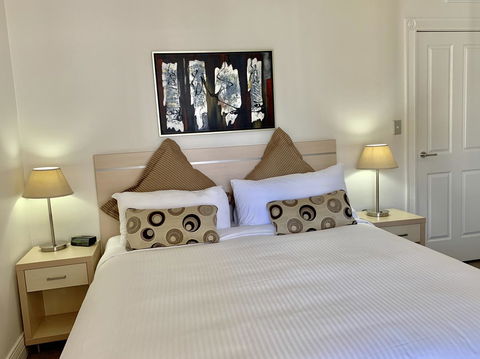 Castle Serviced Apartments - Hotels Melbourne 8