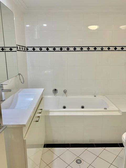 Castle Serviced Apartments - Hotels Melbourne 16