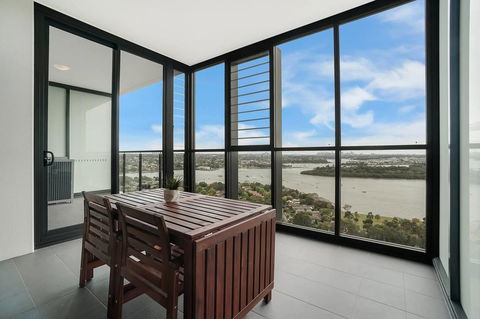 Cozy Apartment With Water View Plus Winter Garden - Hotels Melbourne 12