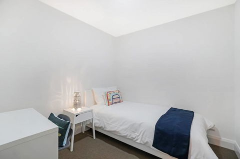 Cozy Apartment With Water View Plus Winter Garden - Hotels Melbourne 3