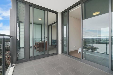 Cozy Apartment With Water View Plus Winter Garden - Hotels Melbourne 5