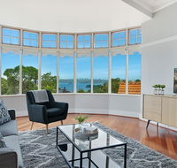 Huge Harbour View Apartment In Historic Home - Hotels Melbourne