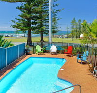 Beach House Holiday Apartments - Hotels Melbourne