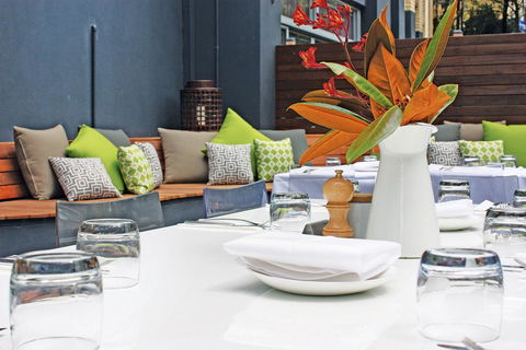 Hotel Urban St Leonards - Hotels Melbourne 22