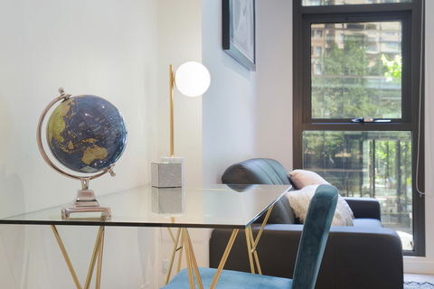 Luxury Home Hotel Next To Darling Harbour - Hotels Melbourne 5