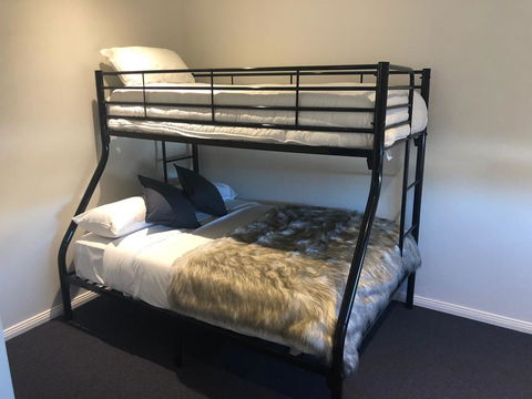 Carlton Suites - Hotels Melbourne 37