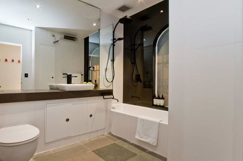 3 Storey Home Close Walk To Fox Studios SCG & City - Hotels Melbourne 27