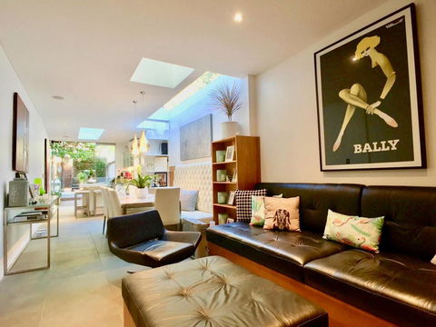 3 Storey Home Close Walk To Fox Studios SCG & City - Hotels Melbourne 12