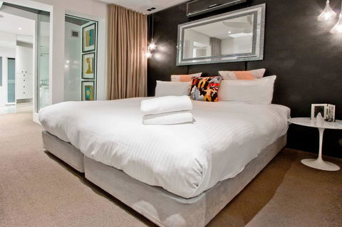 3 Storey Home Close Walk To Fox Studios SCG & City - Hotels Melbourne 10