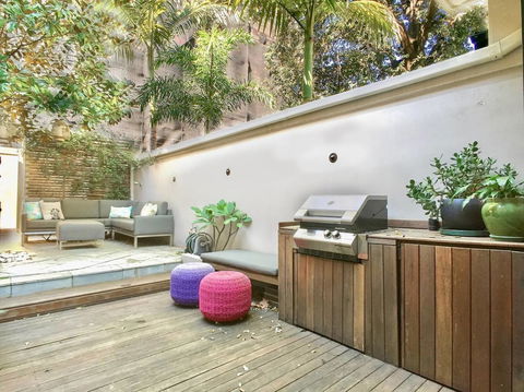 3 Storey Home Close Walk To Fox Studios SCG & City - Hotels Melbourne 18