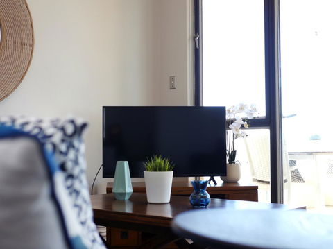Panoramic Harbour Views And Unbeatable Comfort - Hotels Melbourne 11