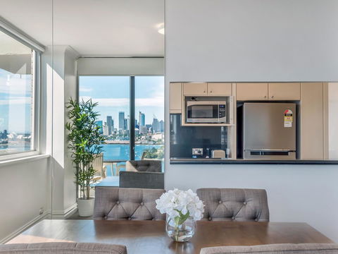 Panoramic Harbour Views And Unbeatable Comfort - Hotels Melbourne 8