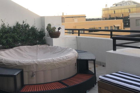 Darling Harbour Penthouse Views+Jacuzzi - Hotels Melbourne 14