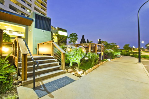 Nomikis\'On The Avenue - Hotels Melbourne 2