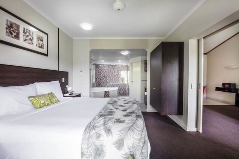 Mercure Darwin Airport Resort - Hotels Melbourne 14