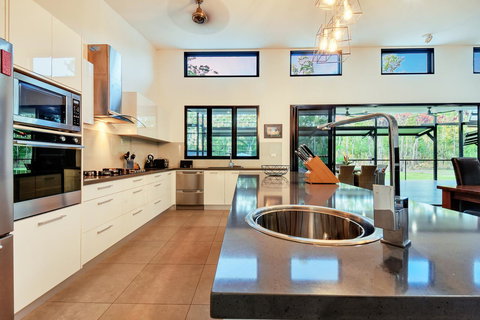 'Tropical Oasis - Darwin NT - Hotels Melbourne 6